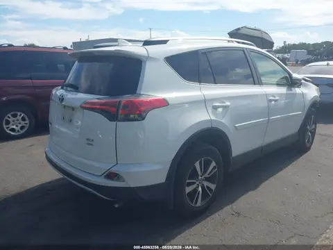 2018 Toyota Rav4 Xle VIN JTMRFREVXJJ180923 фото 4