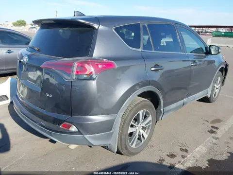 2018 Toyota Rav4 Xle VIN JTMWFREV1JJ172342 фото 4