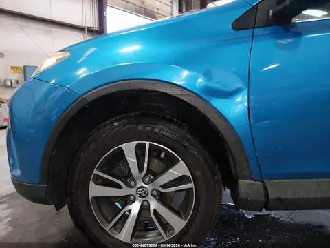 2018 Toyota Rav4 Xle VIN 2T3RFREV7JW813542 фото 6