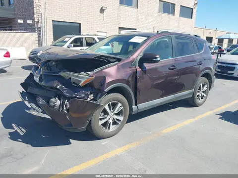 2018 Toyota Rav4 Xle VIN 2T3WFREV9JW442306 фото 2