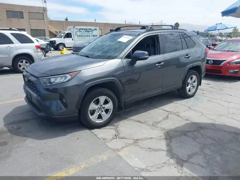 2019 Toyota Rav4 Xle VIN 2T3W1RFV5KC025815 фото 2