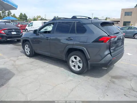 2019 Toyota Rav4 Xle VIN 2T3W1RFV5KC025815 фото 3