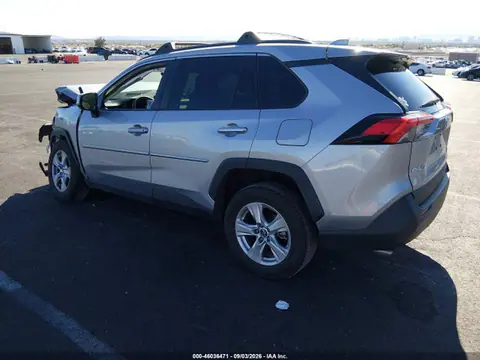 2020 Toyota Rav4 Xle VIN 2T3W1RFV9LW081661 фото 3