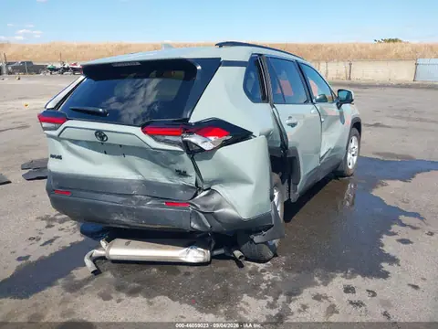 2021 Toyota Rav4 Xle VIN 2T3P1RFVXMW205099 фото 4