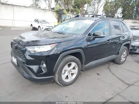 2021 Toyota Rav4 Xle VIN 2T3W1RFV4MC152901 фото 2