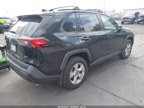 2021 Toyota Rav4 Xle VIN 2T3W1RFV4MC152901 фото 4