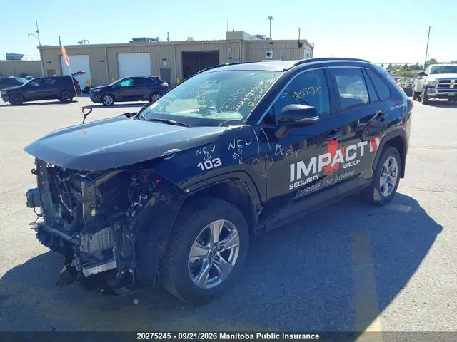 2T3R1RFV0NC305157 — 2022 Toyota RAV4 XLE, фото 2 с аукциона IAAI 29.09.2026, Передняя часть