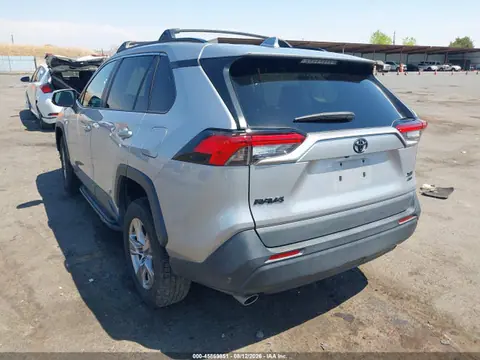 2022 Toyota Rav4 Xle VIN 2T3P1RFV8NW312573 фото 3