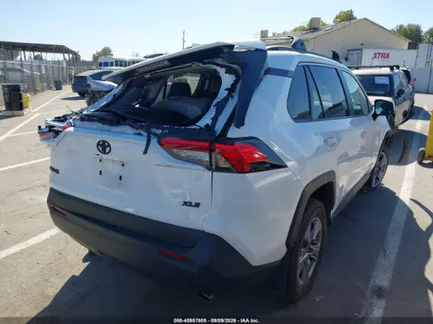 2022 Toyota Rav4 Xle VIN 2T3W1RFV3NC182053 фото 4