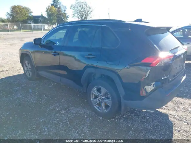 2T3R1RFV9RC453183 — 2024 Toyota RAV4 XLE, фото 3 с аукциона IAAI 14.10.2026, Передняя часть