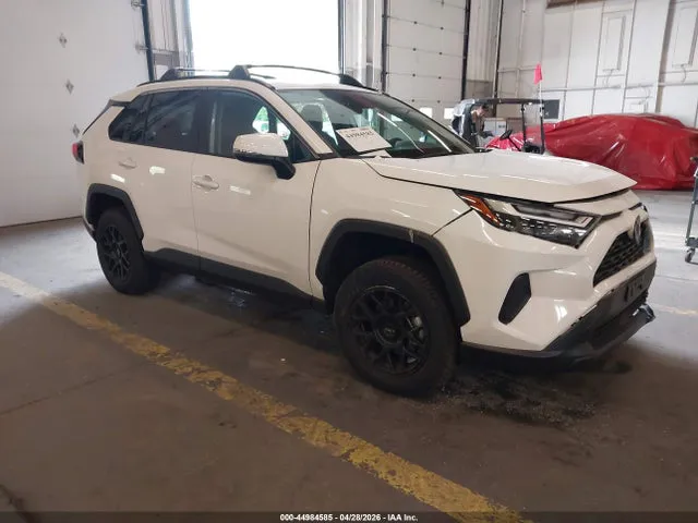 2024 Toyota Rav4 Xle VIN 2T3P1RFVXRC470131 фото 1