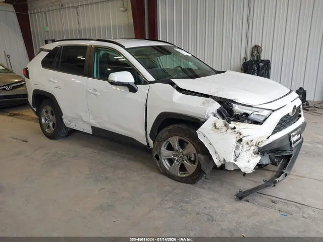 2024 Toyota Rav4 Xle VIN 2T3P1RFVXRC469416 фото 1
