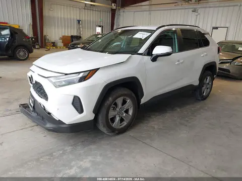 2024 Toyota Rav4 Xle VIN 2T3P1RFVXRC469416 фото 2