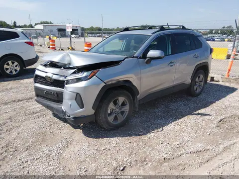 2024 Toyota Rav4 Xle VIN 2T3P1RFV3RC482136 фото 2