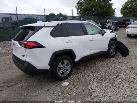 2025 Toyota Rav4 Xle VIN 2T3P1RFV4SW621632 фото 4
