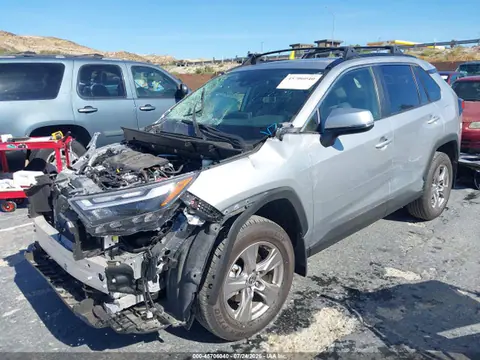 2025 Toyota Rav4 Xle VIN JTMP1RFV3SJ046504 фото 2