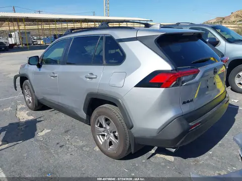 2025 Toyota Rav4 Xle VIN JTMP1RFV3SJ046504 фото 3