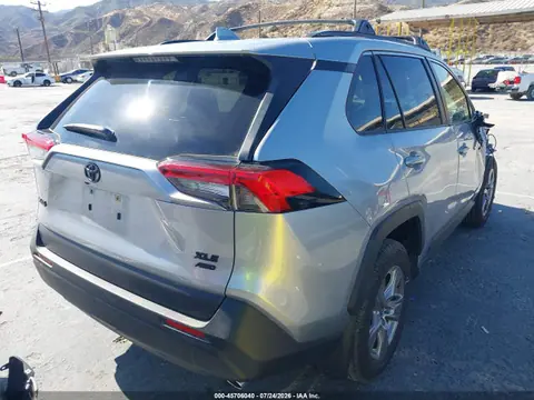 2025 Toyota Rav4 Xle VIN JTMP1RFV3SJ046504 фото 4