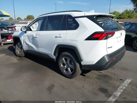 2025 Toyota Rav4 Xle VIN 2T3W1RFV7SW427737 фото 3
