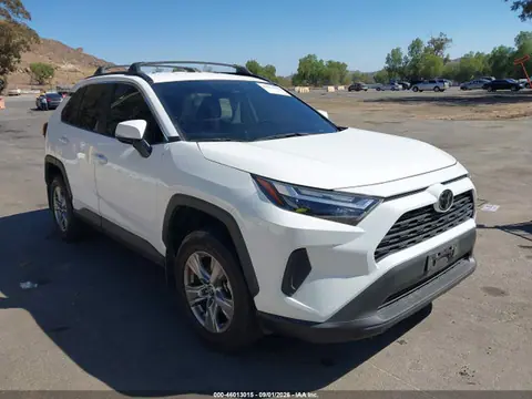 2T3W1RFV5SC316587 — 2025 Toyota RAV4 XLE, Задняя часть слева (Left Rear), фото до ремонта