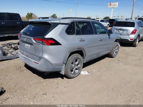 2025 Toyota Rav4 Xle VIN 2T3P1RFV5SW628153 фото 4