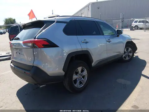 2025 Toyota Rav4 Xle VIN 2T3P1RFV2SW558532 фото 4