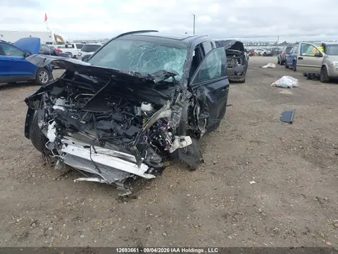 2026 Toyota RAV4 XSE VIN 2T36CRAVXTW000622 фото 2