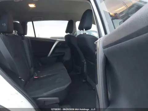 2018 Toyota RAV4 VIN 2T3BFREV0JW767568 фото 8