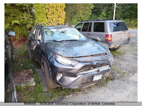 2T3R1RFV8MC172209 — 2021 Toyota RAV4, Roll Over, фото до ремонта