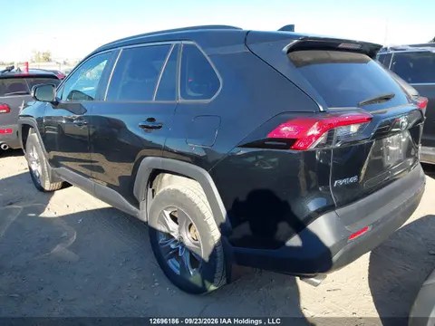 2022 Toyota RAV4 VIN 2T3R1RFV2NC301675 фото 3