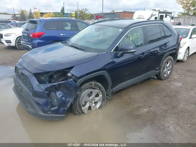 2T3RWRFV2PW162375 — 2023 Toyota RAV4, фото 2 с аукциона IAAI 14.10.2026, Передняя часть