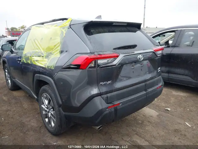 2T3R1RFV5PC353580 — 2023 Toyota RAV4, фото 3 с аукциона IAAI 14.10.2026, Левый бок