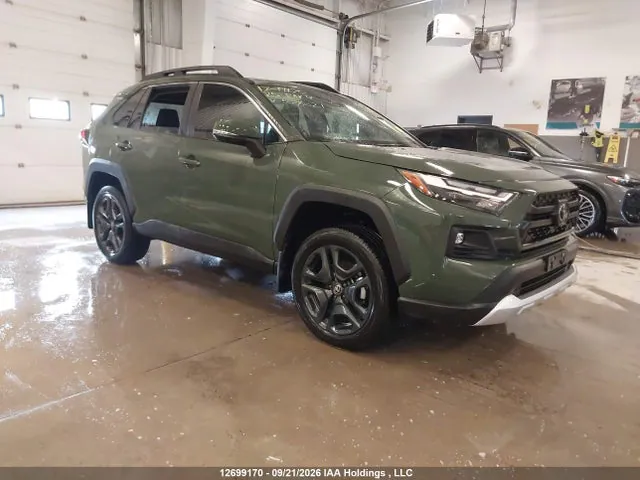 2025 Toyota RAV4 VIN 2T3J1RFV3SW578021 фото 1