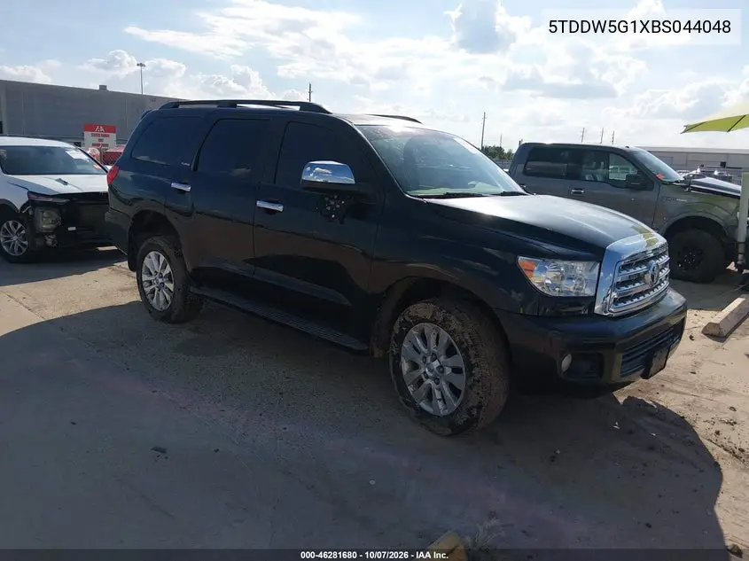 2011 Toyota Sequoia Platinum 5.7L V8 VIN 5TDDW5G1XBS044048 фото 2
