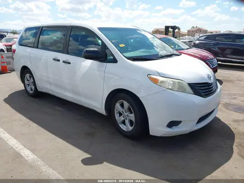 2015 Toyota Sienna L 7 Passenger VIN 5TDZK3DC9FS548706 фото 1