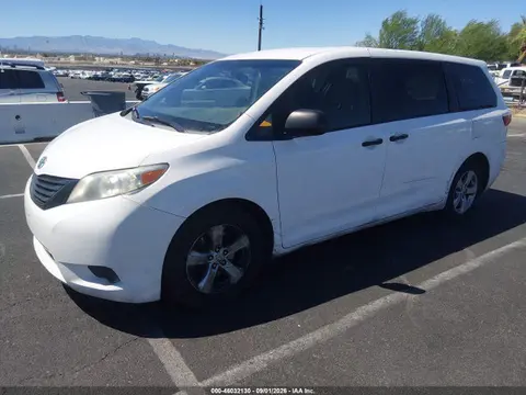 2017 Toyota Sienna L 7 Passenger VIN 5TDZZ3DCXHS807976 фото 2