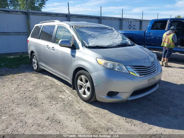 2015 Toyota Sienna Le 8 Passenger VIN 5TDKK3DC0FS616280 фото 1