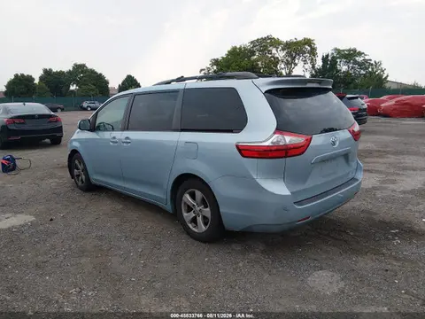 2015 Toyota Sienna Le 8 Passenger VIN 5TDKK3DC6FS556666 фото 3