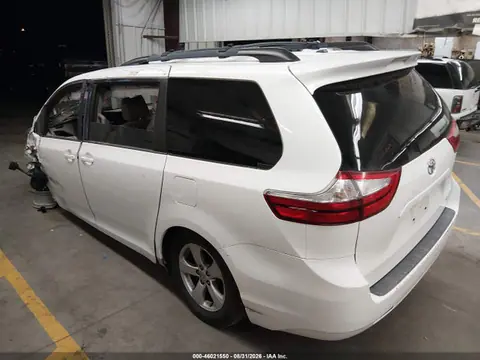 2015 Toyota Sienna Le 8 Passenger VIN 5TDKK3DC3FS568838 фото 3