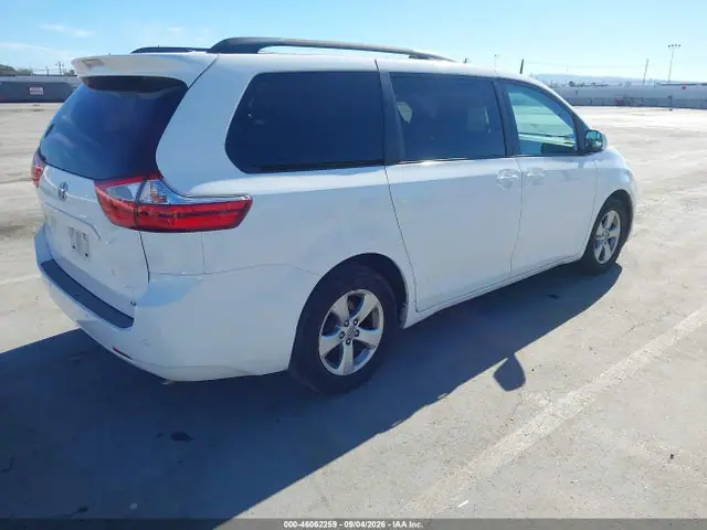 5TDKK3DC0FS616361 — 2015 Toyota Sienna LE 8 Passenger, фото 4 с аукциона IAAI 30.09.2026, Передняя часть