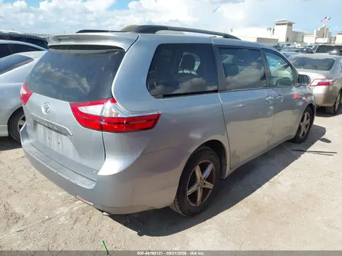 2015 Toyota Sienna Le 8 Passenger VIN 5TDKK3DC7FS610752 фото 4