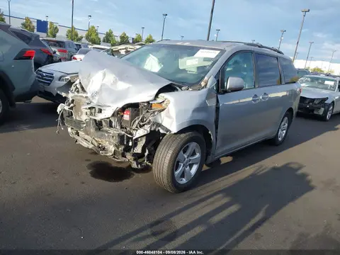 2016 Toyota Sienna Le 8 Passenger VIN 5TDKK3DC0GS745394 фото 2