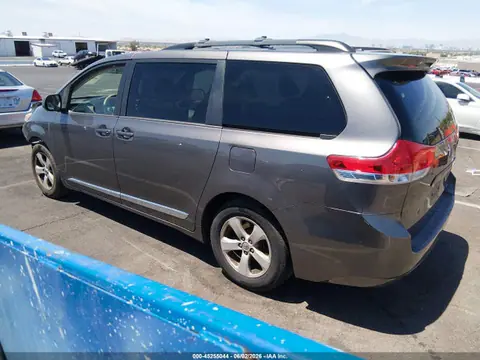 2014 Toyota Sienna Le V6 8 Passenger VIN 5TDKK3DC6ES521852 фото 3