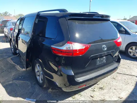 2017 Toyota SIENNA LE VIN 5TDKZ3DC2HS865484 фото 3
