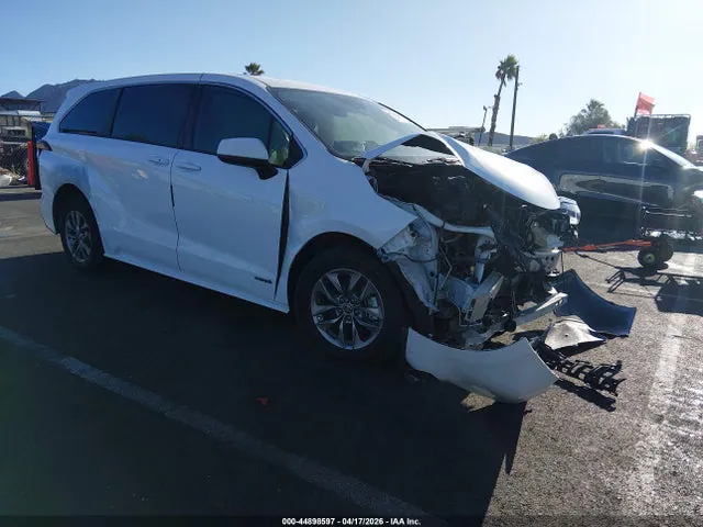 2021 Toyota SIENNA LE VIN 5TDKRKEC5MS034449 фото 1