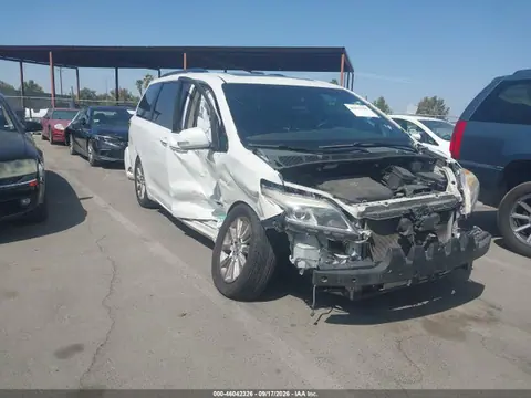2015 Toyota Sienna Limited Premium 7 Passenger VIN 5TDYK3DC6FS682410 фото 1