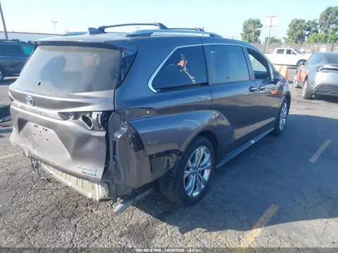 2023 Toyota Sienna Platinum VIN 5TDERKECXPS177981 фото 4