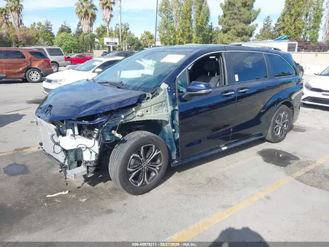 2025 Toyota Sienna Platinum VIN 5TDESKFC4SS192939 фото 2