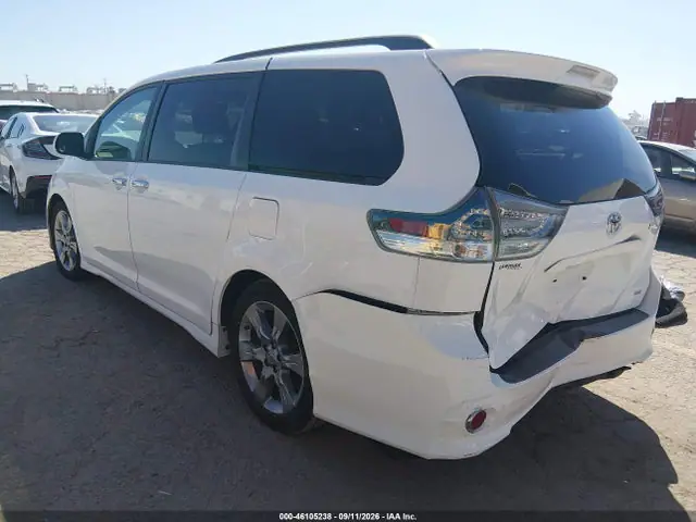 5TDXK3DC5ES436071 — 2014 Toyota Sienna SE 8 Passenger, фото 3 с аукциона IAAI 14.10.2026, Задняя часть