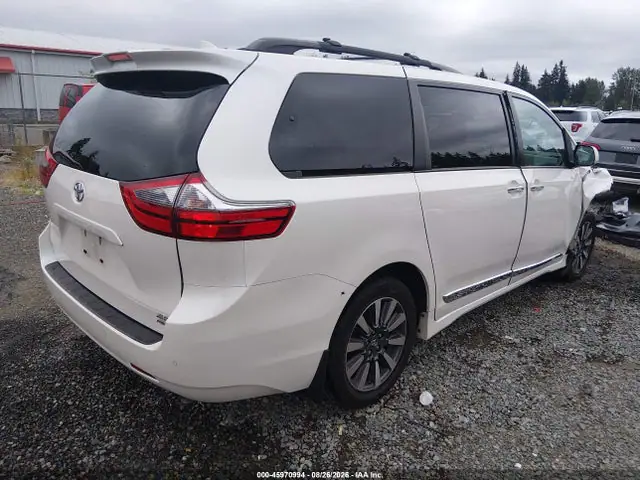 5TDDZ3DC3LS230744 — 2020 Toyota Sienna XLE, фото 4 с аукциона IAAI 30.09.2026, Передняя часть